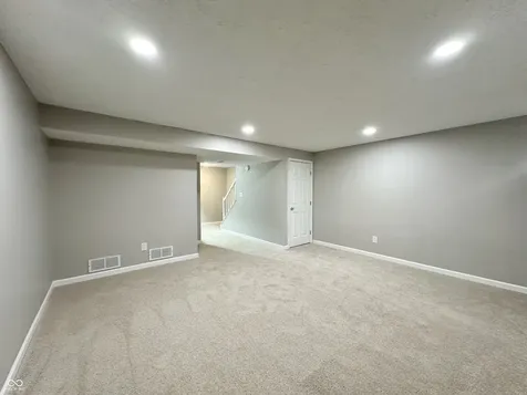 7975 Glen View Drive Indianapolis IN 46236