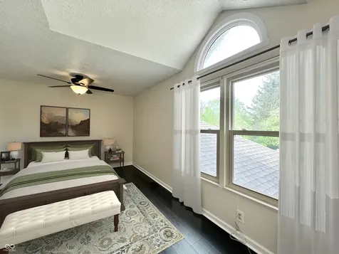 7975 Glen View Drive Indianapolis IN 46236