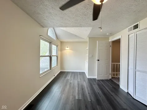 7975 Glen View Drive Indianapolis IN 46236
