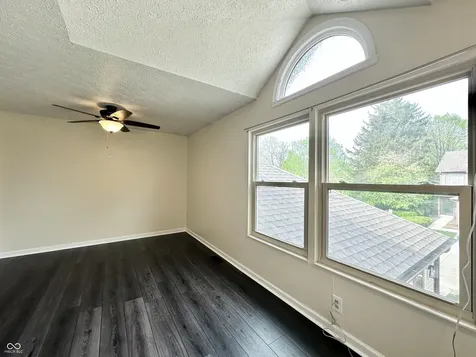7975 Glen View Drive Indianapolis IN 46236