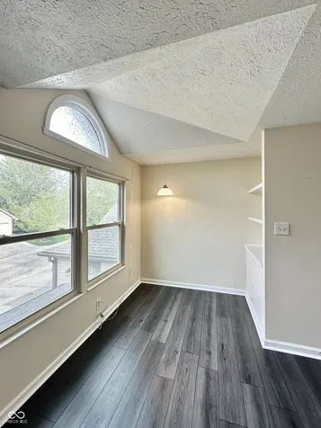 7975 Glen View Drive Indianapolis IN 46236