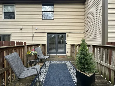 7975 Glen View Drive Indianapolis IN 46236