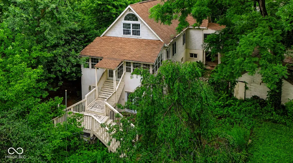 1515 E 69th Street Indianapolis IN 46220
