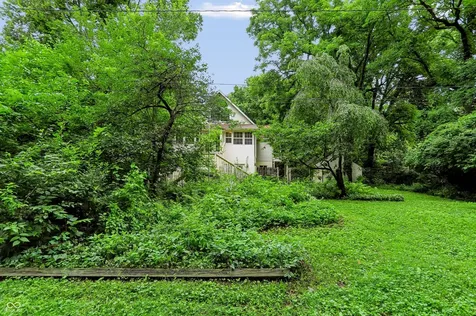 1515 E 69th Street Indianapolis IN 46220