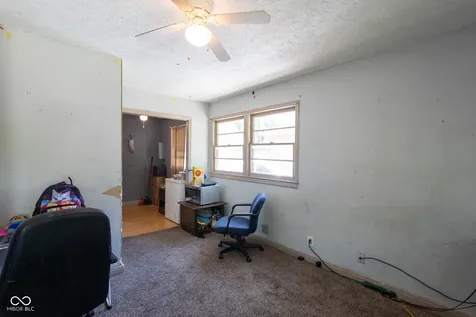 8217 E 48th Street Indianapolis IN 46226
