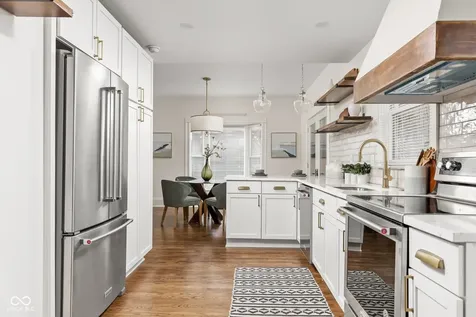 4062 Rookwood Avenue Indianapolis IN 46208