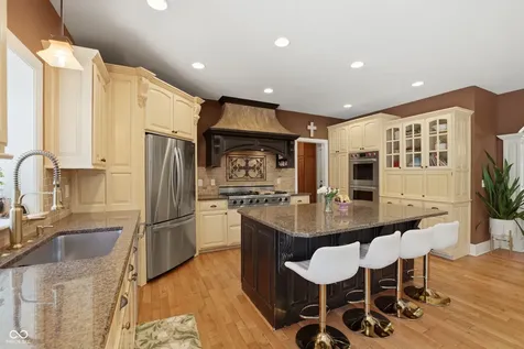 13062 Callaway Court Fishers IN 46037