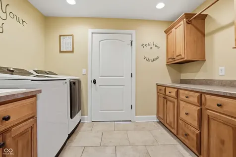 13062 Callaway Court Fishers IN 46037