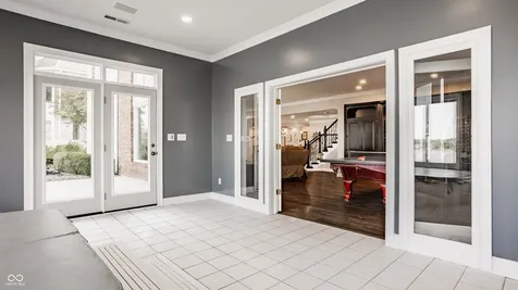 12650 Shorevista Drive Indianapolis IN 46236