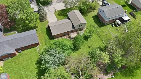 8768 Meadowridge Lane Indianapolis IN 46217