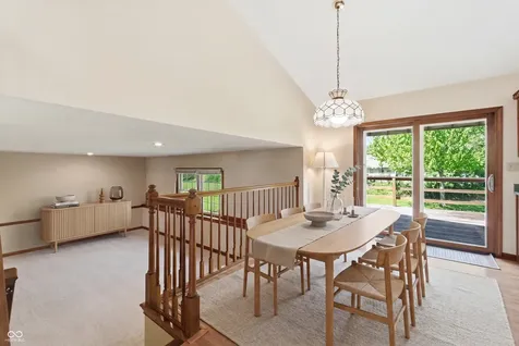 8768 Meadowridge Lane Indianapolis IN 46217