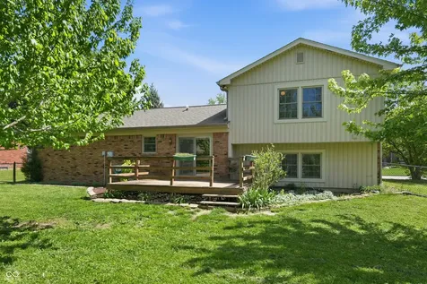 8768 Meadowridge Lane Indianapolis IN 46217