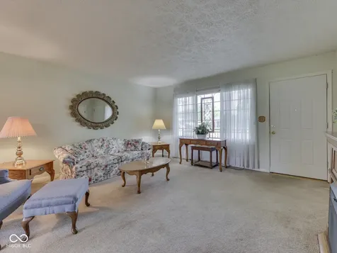 1216 E Cragmont Drive Indianapolis IN 46227