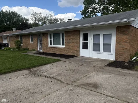 711 Howard Road Greenwood IN 46142