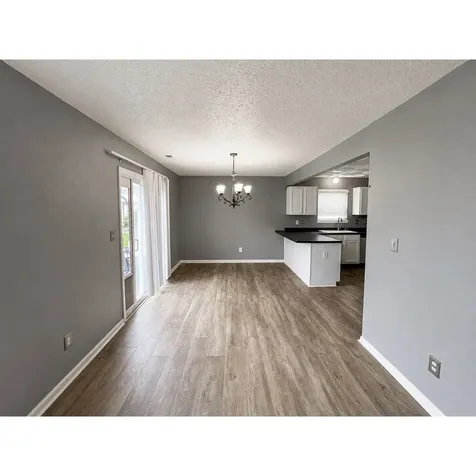 8123 Maple Stream Boulevard Indianapolis IN 46217