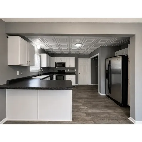 8123 Maple Stream Boulevard Indianapolis IN 46217
