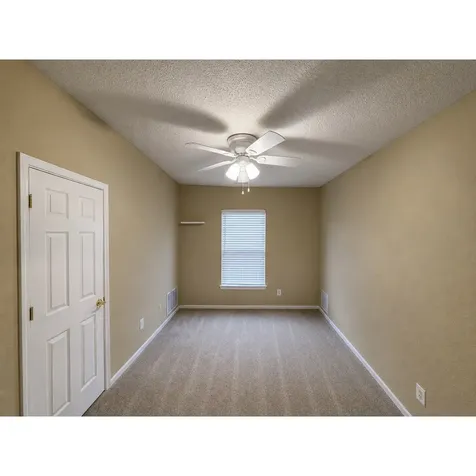 8123 Maple Stream Boulevard Indianapolis IN 46217