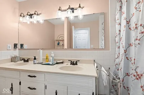 2856 Jamieson Lane Indianapolis IN 46268