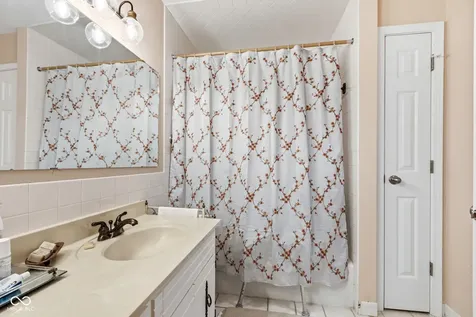 2856 Jamieson Lane Indianapolis IN 46268