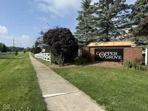 4852 Thicket Grove Lane Indianapolis IN 46237