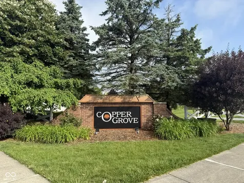 4852 Thicket Grove Lane Indianapolis IN 46237