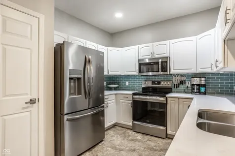 5744 Spruce Knoll Court Indianapolis IN 46220