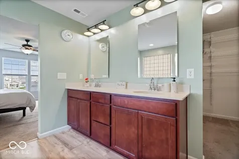 6638 Keepsake Drive Whitestown IN 46075