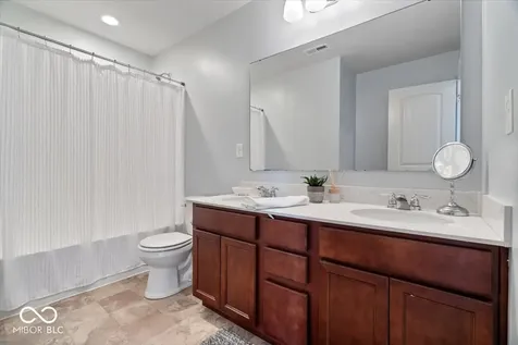 6638 Keepsake Drive Whitestown IN 46075