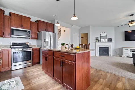 6638 Keepsake Drive Whitestown IN 46075