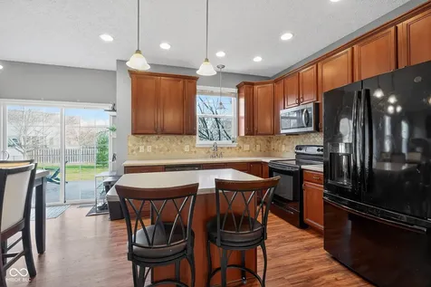 14386 Sherbrooke Drive Mccordsville IN 46055