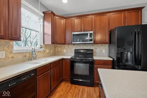 14386 Sherbrooke Drive Mccordsville IN 46055