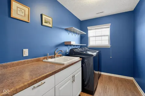 14386 Sherbrooke Drive Mccordsville IN 46055