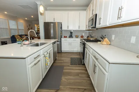 8615 Hudson Way Brownsburg IN 46112