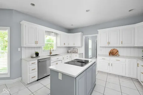 10016 Hickory Ridge Drive Zionsville IN 46077