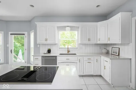 10016 Hickory Ridge Drive Zionsville IN 46077