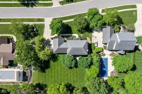 10016 Hickory Ridge Drive Zionsville IN 46077