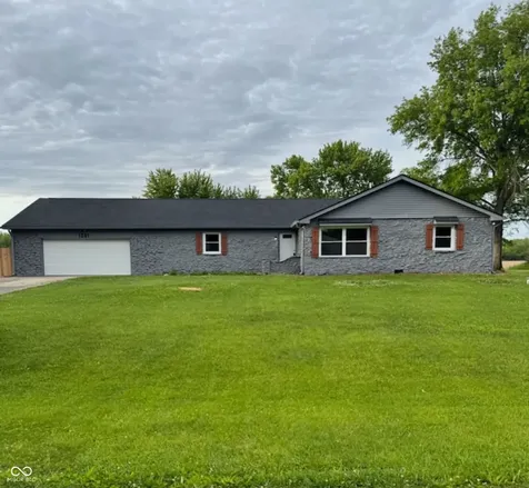 1281 Fox Trail Drive E New Palestine IN 46163