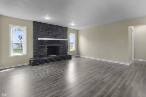 1281 Fox Trail Drive E New Palestine IN 46163