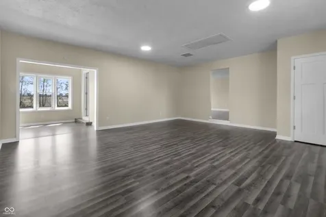 1281 Fox Trail Drive E New Palestine IN 46163