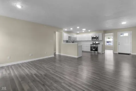 1281 Fox Trail Drive E New Palestine IN 46163