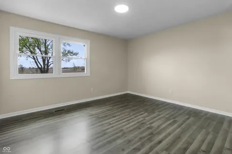 1281 Fox Trail Drive E New Palestine IN 46163