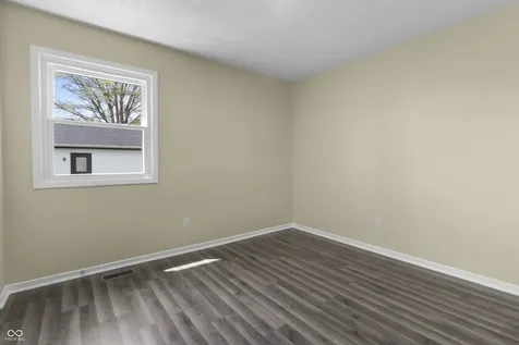 1281 Fox Trail Drive E New Palestine IN 46163