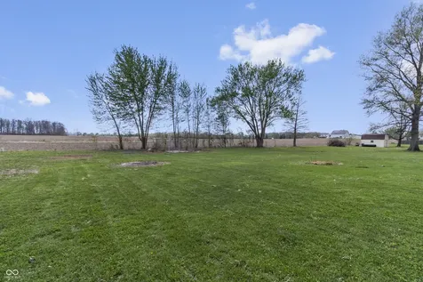 1281 Fox Trail Drive E New Palestine IN 46163