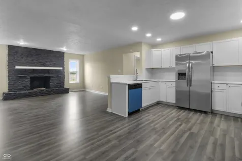 1281 Fox Trail Drive E New Palestine IN 46163