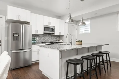 1644 Lexington Avenue Indianapolis IN 46203