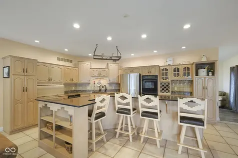 1288 W County Road 215 S Connersville IN 47331