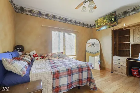 1288 W County Road 215 S Connersville IN 47331