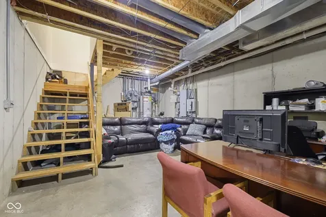 1288 W County Road 215 S Connersville IN 47331