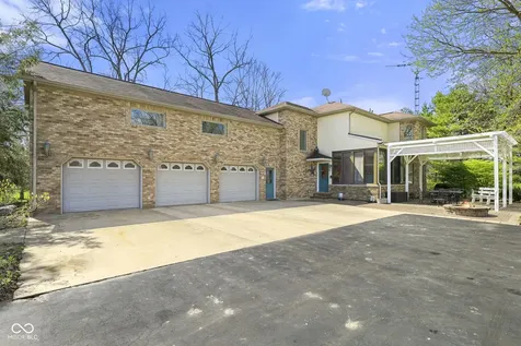 1288 W County Road 215 S Connersville IN 47331
