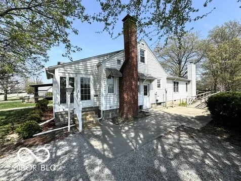 411 N College Street Rockville IN 47872